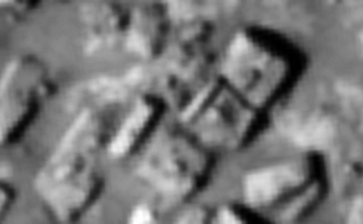 From 'Familiar Geometric Patterns Spotted in Utopia Planitia on Mars' (click for larger image at actual size 1:1 scale)
