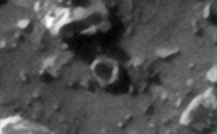 From 'SPECIAL EDITION REDUX More of the Usual Suspects Spotted South of Pai on Mars' (click for larger image at actual size 1:1 scale)