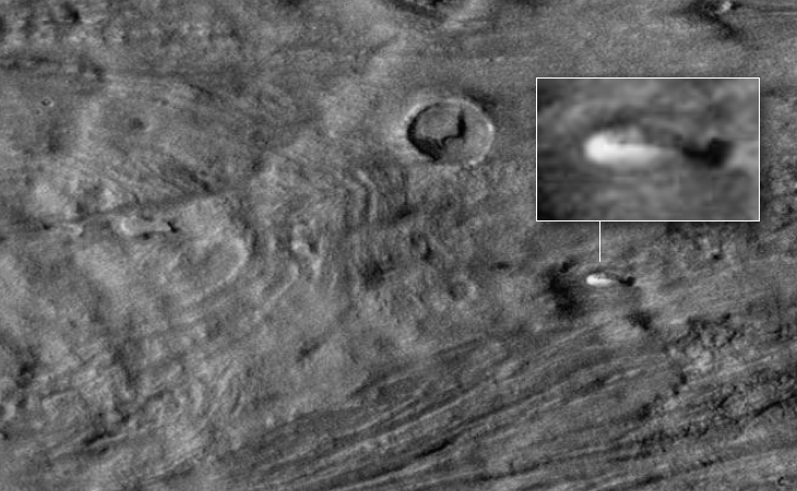 Disc-like craft on Martian surface