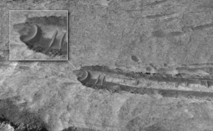 Crashed disc found on Mars