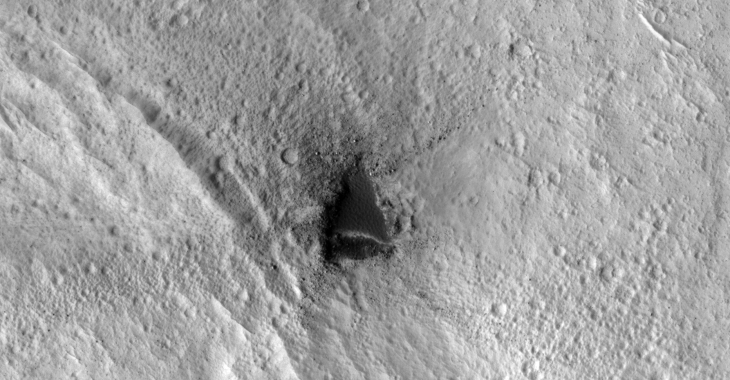 Mine or Strange Geometric Shape Carved Into Martian Surface (ESP_020541_1860)