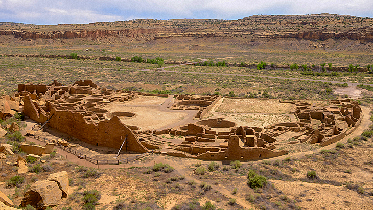 Puebloan ruins at Chaco Canyon