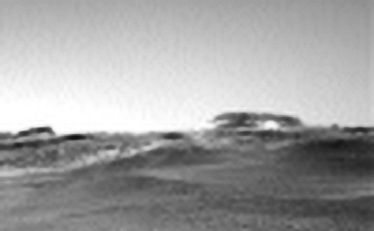 Object in Sol 2432 (click for larger image, not to scale)